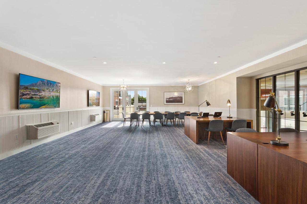 The Vanderbilt Hotel Suites Westbury Exterior foto